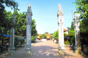 Chùa - đền Nam Tào, xã Hưng Đạo, thành phố Chí Linh