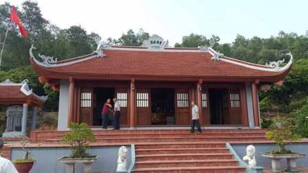 BLL Họ Đồng Việt Nam đến thăm nhà thờ thuộc nhánh họ Đồng ở Nam Gián, Cổ Thành, Chí Linh, Hải Dương